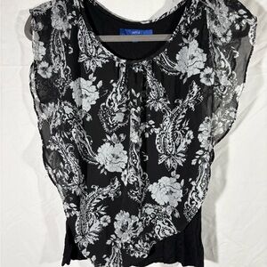 Apt. 9 Monochrome Floral Paisley Blouse
